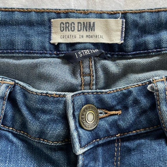 Garage Mid-Rise Skinny Jeans - Picture 4 of 5